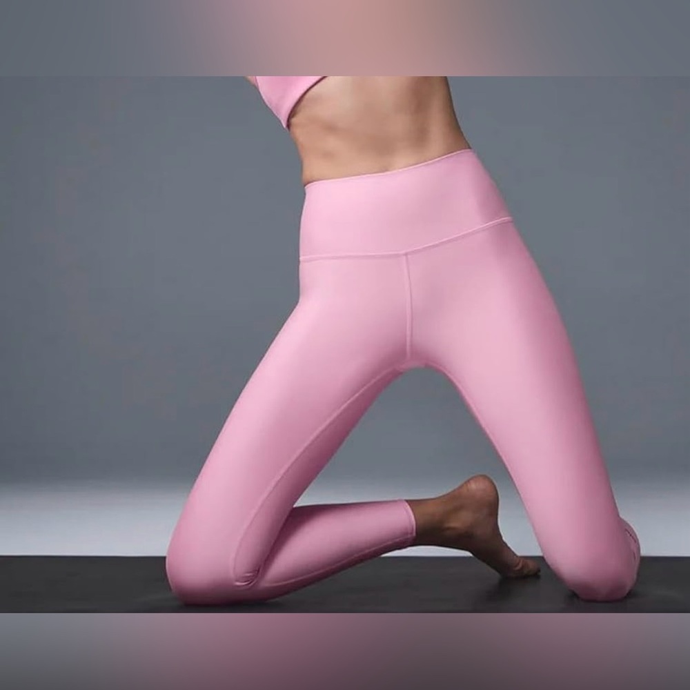 NWT Alo Yoga 7/8 Airlift Legging in Sweet Pink - Size S $134 MSRp - Picture 5 of 6